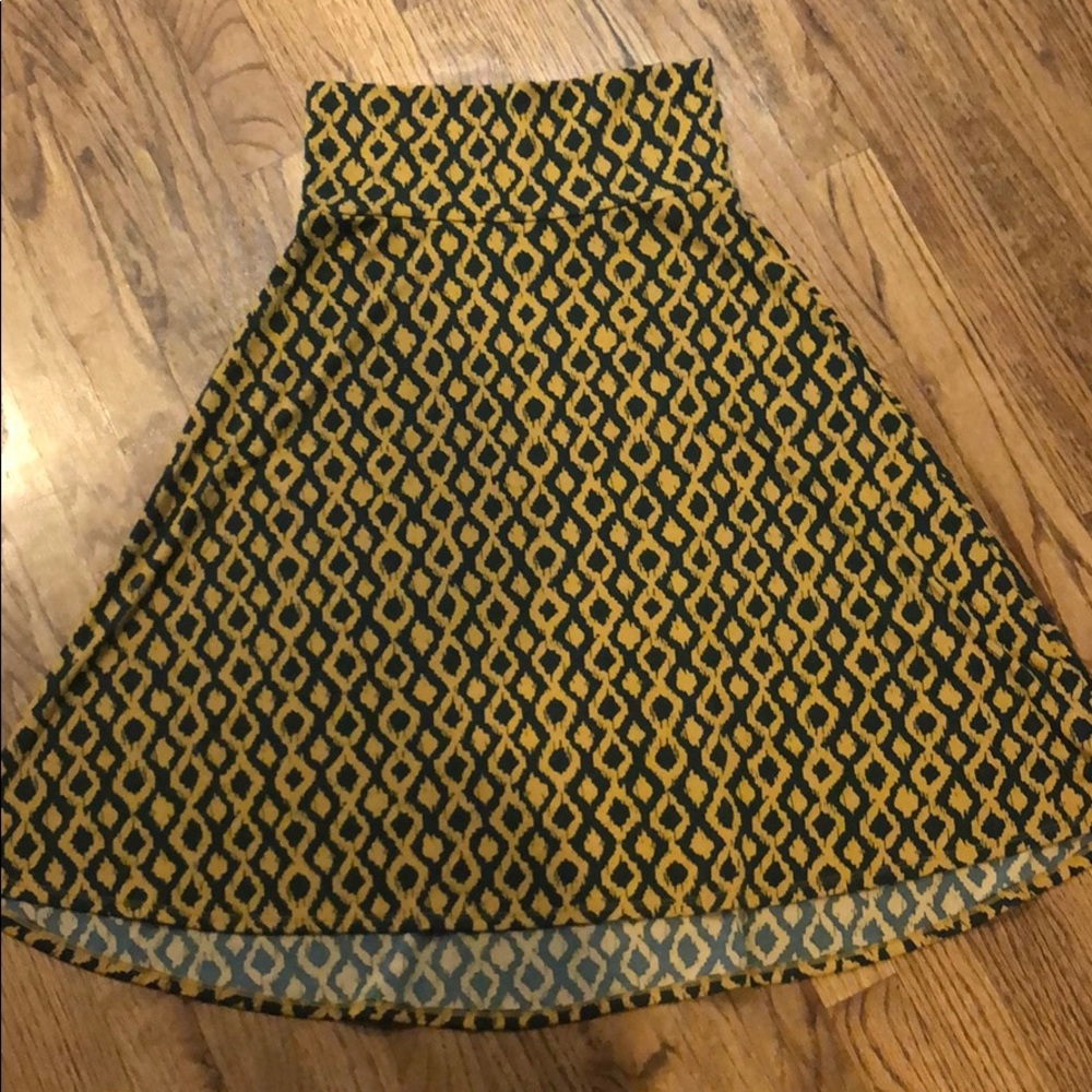 Lularoe azure skirt